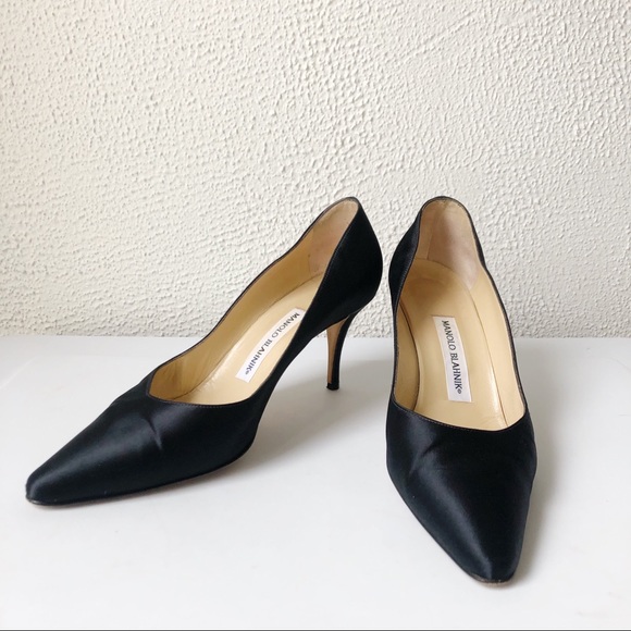 Manolo Blahnik Shoes - Manolo Blahnik | Black Satin Pointed Toe Pumps 40